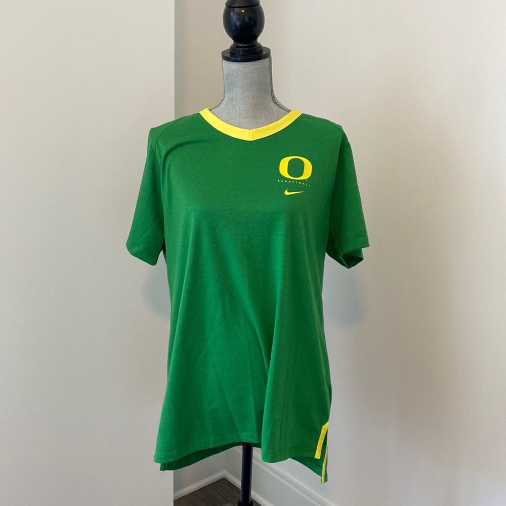 Nike University of Oregon Basketball T-shirt